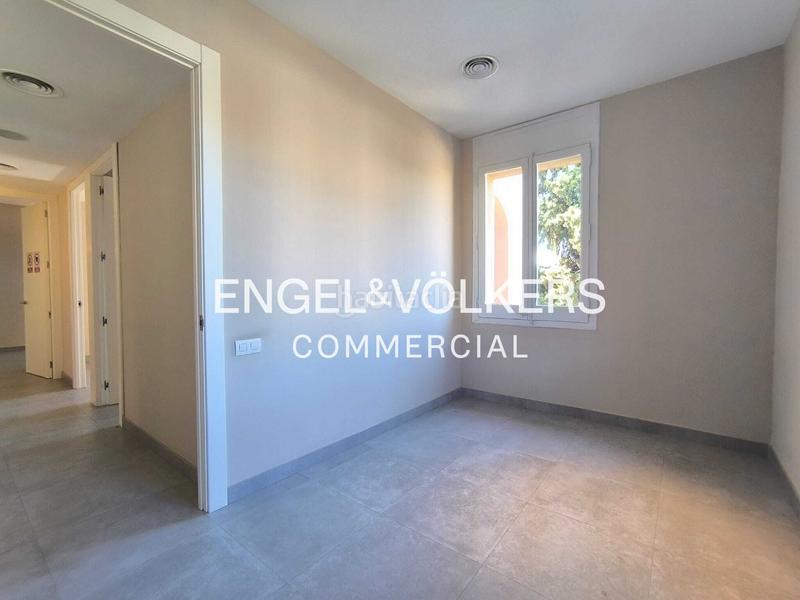 Foto 10711ea5-2c0b-4de2-be40-f4b3126a23d8. Miete büro in Vallcarca - Penitents Barcelona