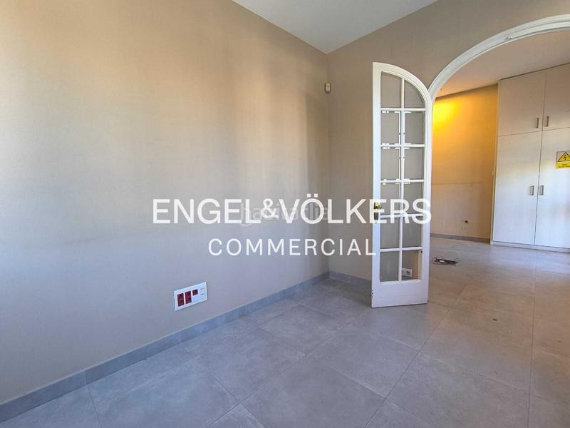 Foto 6d786f84-efcb-489e-becc-d5e76bac3f2b. Miete büro in Vallcarca - Penitents Barcelona
