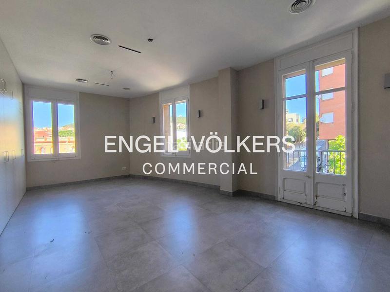 Foto d563cd07-ad89-4459-8424-deed9adfb30d. Miete büro in Vallcarca - Penitents Barcelona