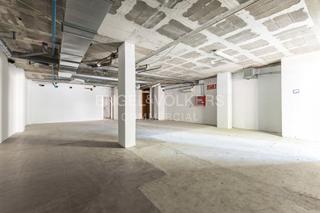 Locale commerciale in Centre-Can Nadal. Local comercial en bruto en sant feliu  de llobregat