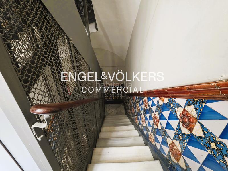 Foto dd7c063a-e0c3-4397-919d-b555dab413bb. Alquiler oficina alquiler de oficina en portal de làngel en Barcelona