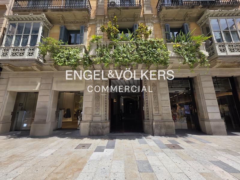 Foto 5c794f17-e3ff-4759-af26-91a571721d0f. Miete büro in Gòtic Barcelona