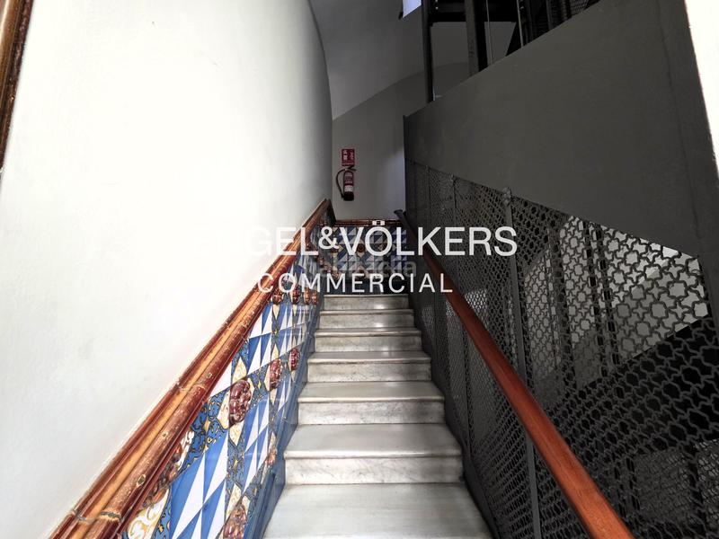 Foto 64b982a1-973d-41d0-8f31-e3cbf719fbd0. Rent office space in Gòtic Barcelona