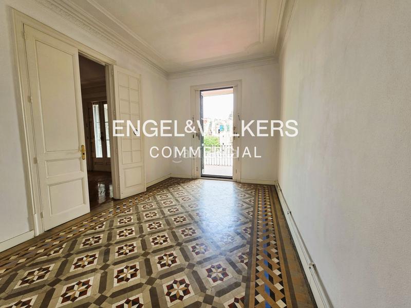 Foto bebf8224-d32b-48a5-995c-cf7479dd7829. Rent office space in Gòtic Barcelona