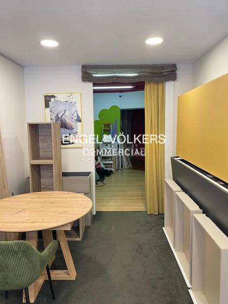 Foto 6ca9904d-36d8-40c1-82f9-3366018c7cd9. Lloguer local comercial a Centre Sabadell