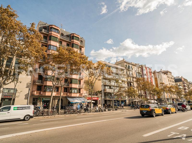 Foto 4b873525-e2d8-438c-895e-b1e370f9d918. Rent business premise in Barceloneta Barcelona