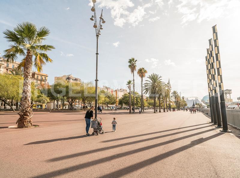 Foto 5592f923-4f7e-47ad-95ce-34885878808e. Rent business premise in Barceloneta Barcelona