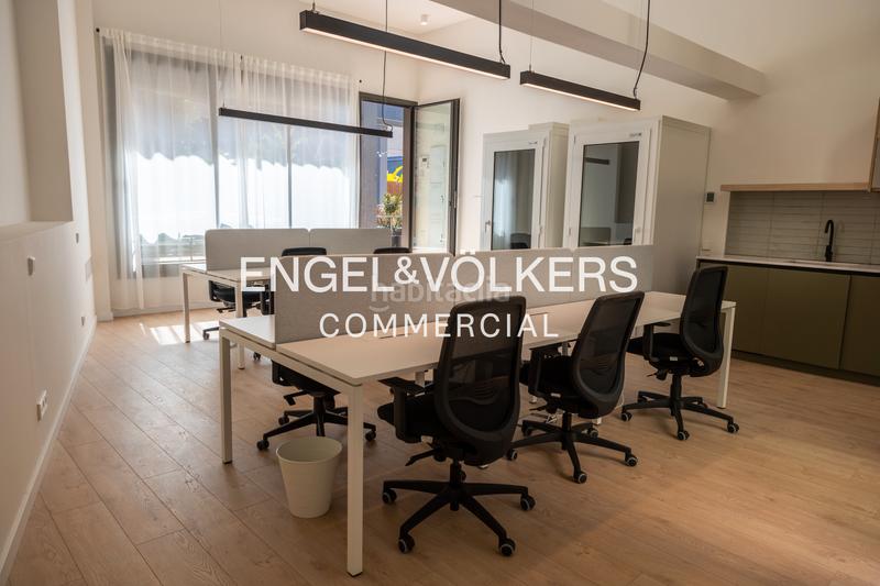 Foto 1ce234e2-c9ce-4fb6-b060-461b4efb94e8. Alquiler oficina  completa en la zona de la sagrada familia en Barcelona