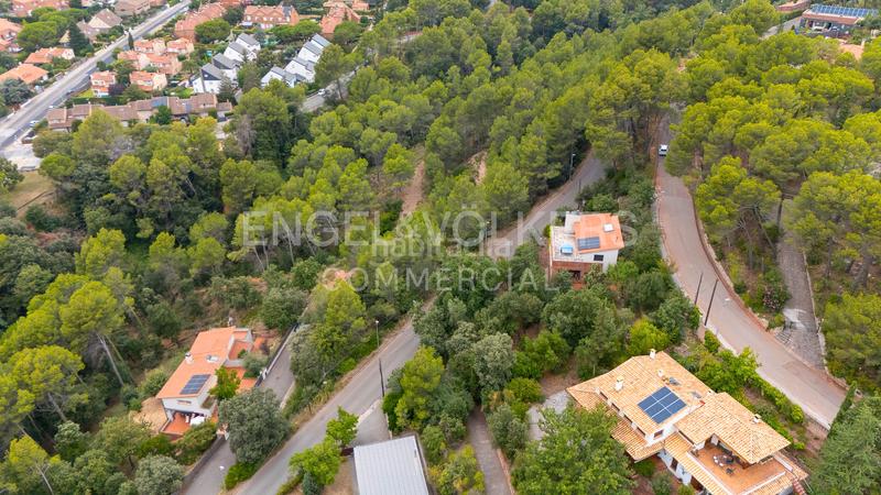 Foto f5106165-fa34-4f7d-b13b-9f52067ad0db. Terreny residencial a Matadepera