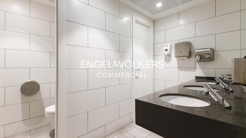 Foto 70f4cfd5-aa54-4251-b9e5-5809f7854c2b. Lloguer oficina amb aparcament a Sant Gervasi - Bonanova Barcelona