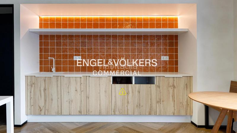 Foto 74c141f2-3693-4f1d-8bee-e184ad20b880. Lloguer oficina amb aparcament a Sant Gervasi - Bonanova Barcelona