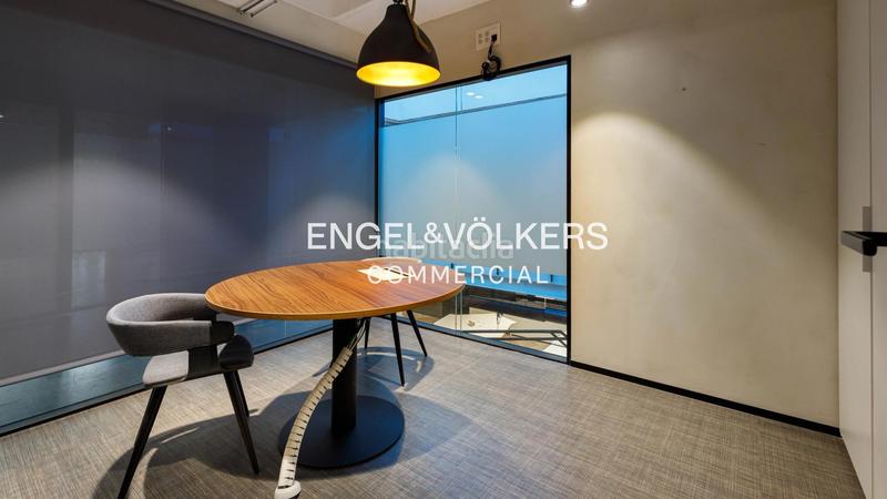 Foto ef628daf-627c-4e72-a08d-a9459eba7d9e. Lloguer oficina amb aparcament a Sant Gervasi - Bonanova Barcelona