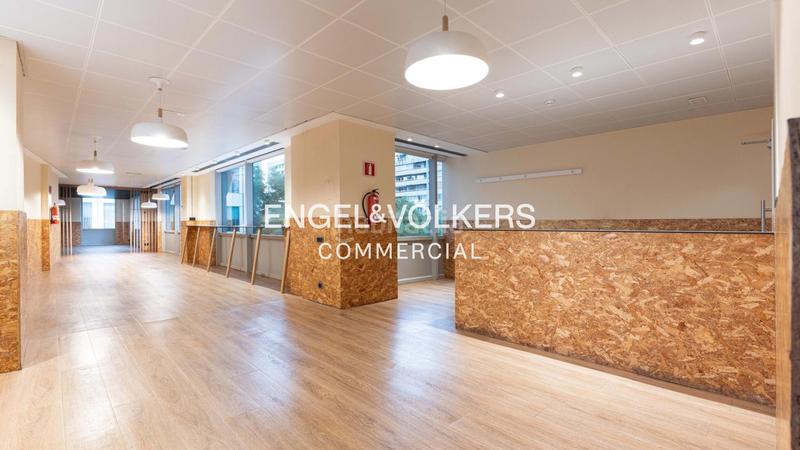 Foto 7d9fdcfc-93a0-48f1-a0c2-47c6a0b1e5c9. Alquiler oficina  en alquiler al lado de sants estacio en Barcelona