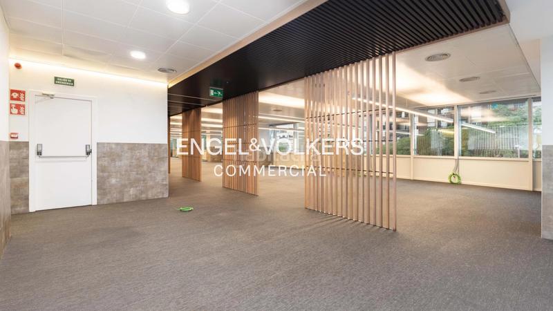 Foto 600a7196-7734-4da9-b9f7-1c4d44a50679. Miete büro mit parking in Hostafrancs Barcelona