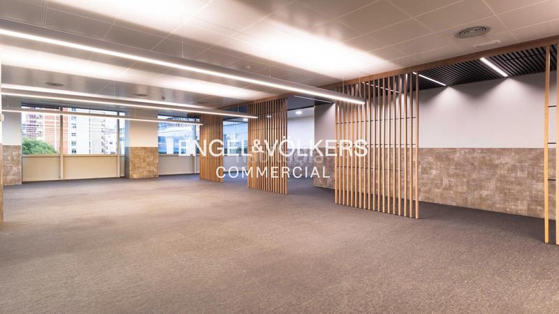 Foto a2fed02f-aabc-4abf-bd60-96c4b41ab748. Rent office space with parking in Hostafrancs Barcelona