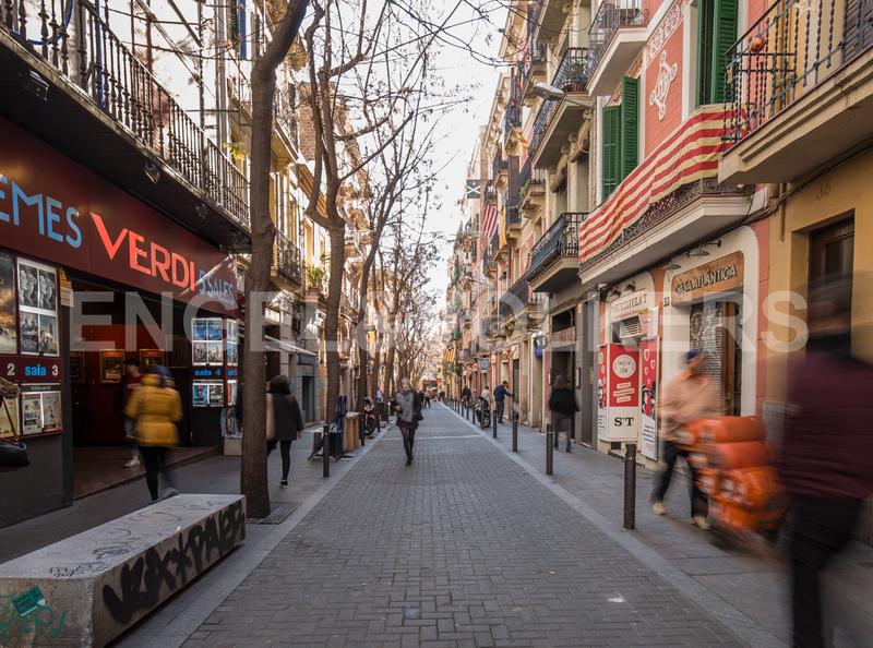 Foto 1513a01b-200b-451c-b697-a1194470b88d. Miete geschäftsraum in Vila de Gràcia Barcelona