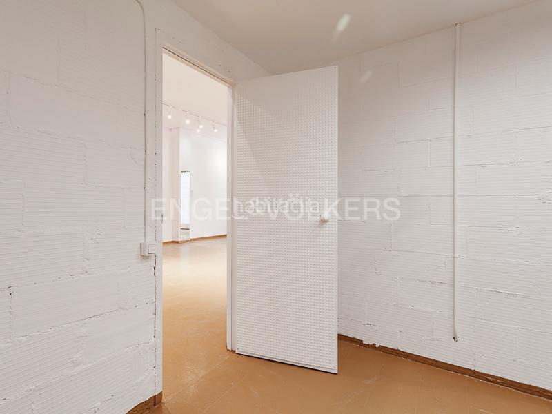 Foto 4c41711c-a3cd-4d37-9a5a-26784394ffab. Miete geschäftsraum in Vila de Gràcia Barcelona