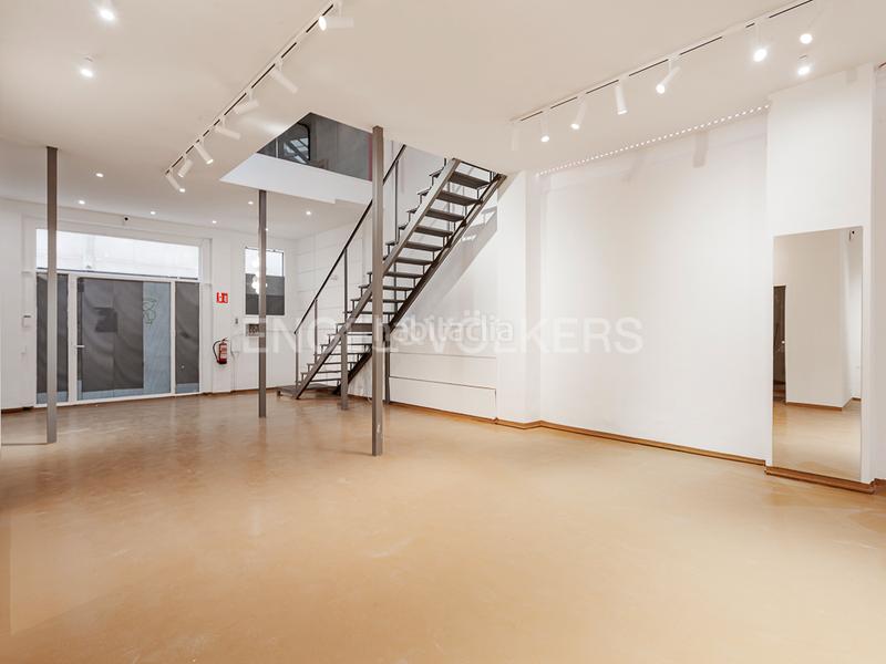 Foto 9546e52f-77ab-4f7c-9559-1a71aa01ceb1. Miete geschäftsraum in Vila de Gràcia Barcelona