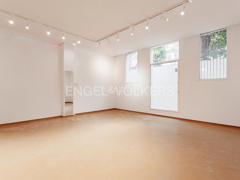 Foto aef9e862-1336-4821-8506-c801e46d4d21. Miete geschäftsraum in Vila de Gràcia Barcelona