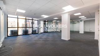 Rent Office space in L´Antiga Esquerra de l´Eixample. Oficina en alquiler cerca mercat sant antoni