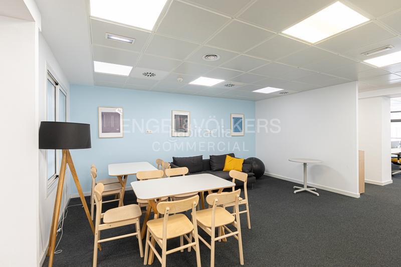 Foto 00af5940-2920-4086-9198-3f88f6534195. Affitto ufficio in Gòtic Barcelona