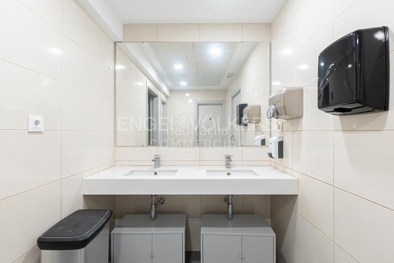 Foto e3a97c0b-9b5a-4af4-bc92-dc6b6ac96875. Affitto ufficio in Gòtic Barcelona