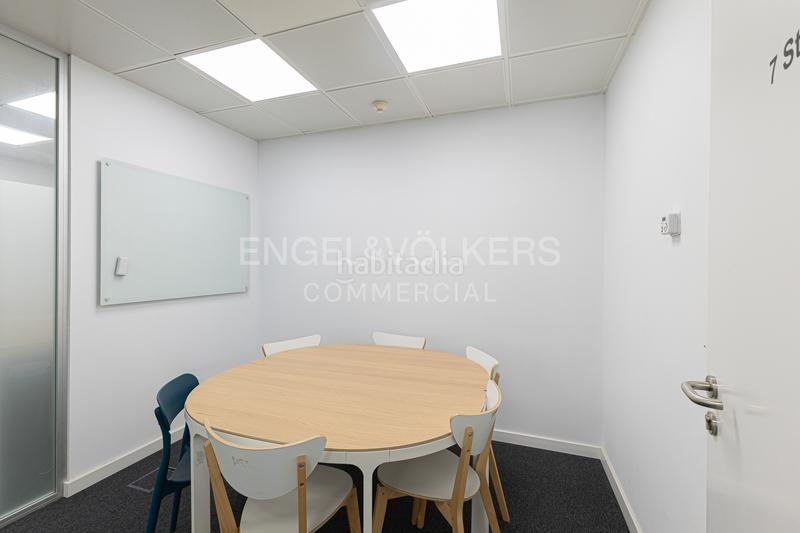 Foto 04bab1c6-00ac-48a4-9e16-83543e6a8bcf. Location bureau dans Gòtic Barcelona