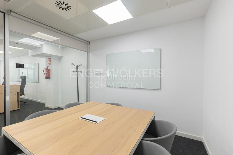 Foto 31f70b3b-27e8-48cd-a06a-cb9fe8849b11. Location bureau dans Gòtic Barcelona