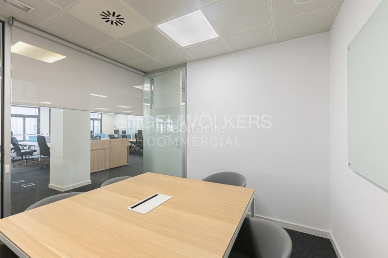 Foto 41d1f4b8-8788-4d91-90ac-211cf35747be. Miete büro in Gòtic Barcelona