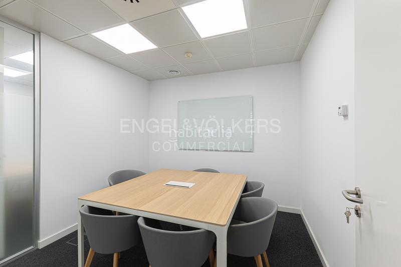 Foto a495b049-5249-4ee5-9ee4-6d2eed094523. Miete büro in Gòtic Barcelona