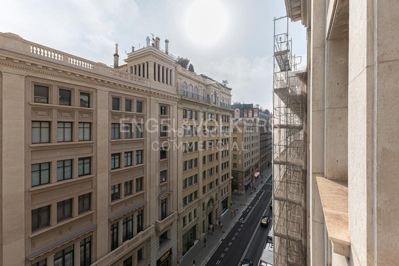 Foto a5819835-b4e7-4d64-a49a-ae43dc61c6db. Miete büro in Gòtic Barcelona