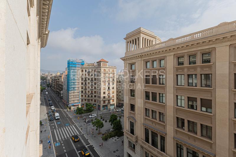 Foto e5a8f7dc-1540-4499-b8ad-3c3e912d0034. Miete büro in Gòtic Barcelona