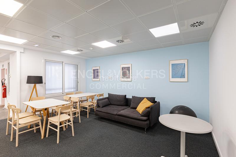 Foto f4dded24-4867-4894-9c8e-b446aa323c5c. Miete büro in Gòtic Barcelona