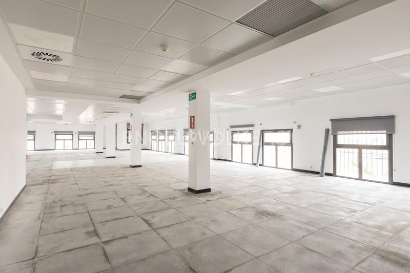 Foto 7544ce78-d2c1-4a84-8bc7-555f86fd2e7c. Affitto ufficio in Gòtic Barcelona