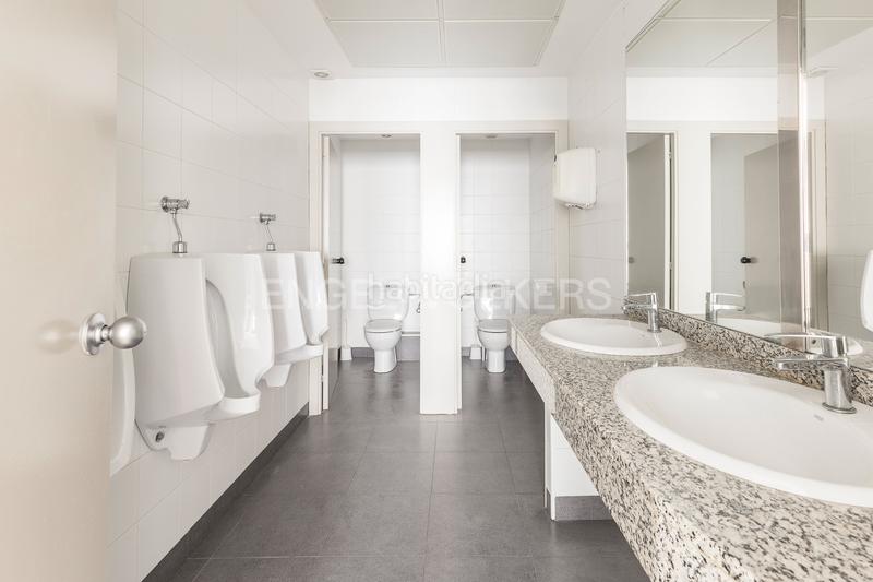 Foto 13732313-c9ca-41a9-9ff6-eed9fca533bf. Location bureau dans Gòtic Barcelona