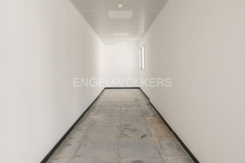 Foto 58a1518d-9a9c-48b8-a18a-9b93ae3c798e. Location bureau dans Gòtic Barcelona