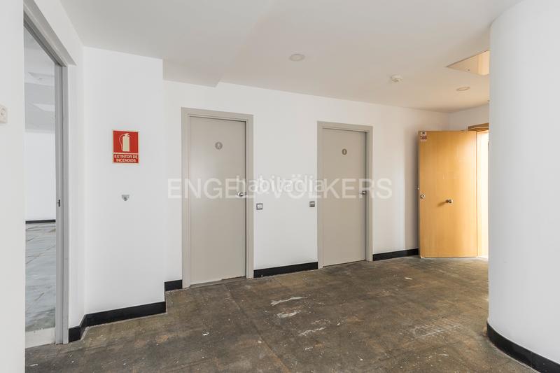 Foto edc8e203-f87c-4eb4-9ea9-035074a225de. Location bureau dans Gòtic Barcelona