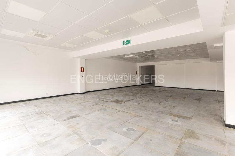 Foto e414edbe-bb65-4b6f-bfa0-789e11edd82c. Miete büro in Gòtic Barcelona