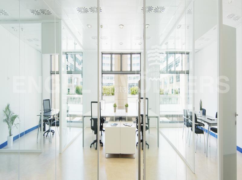 Foto 0266774b-ef54-4e96-9ab8-32eeaae5e470. Rent office space in Raval Barcelona