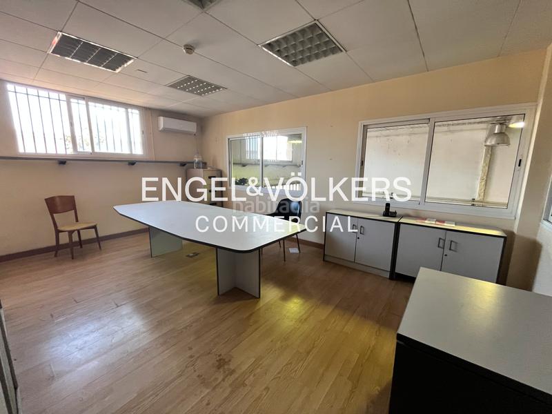 Foto 3f51d5ca-51c8-4d54-a0cd-d351e1990d52. Lloguer nau industrial a Santa Perpètua de Mogoda