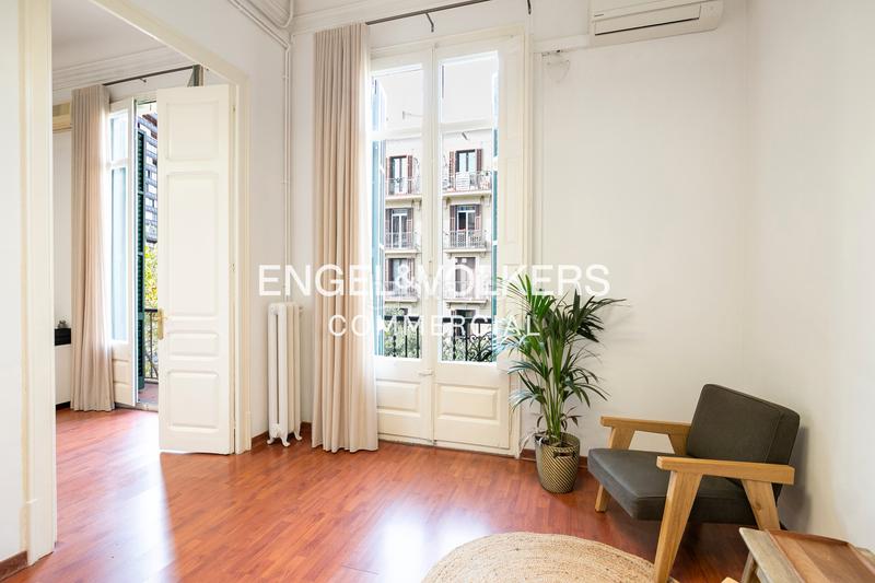 Foto 196d5591-134f-4536-a80e-b5ef160f05d2. Location bureau avec chauffage dans Dreta de l´Eixample Barcelona