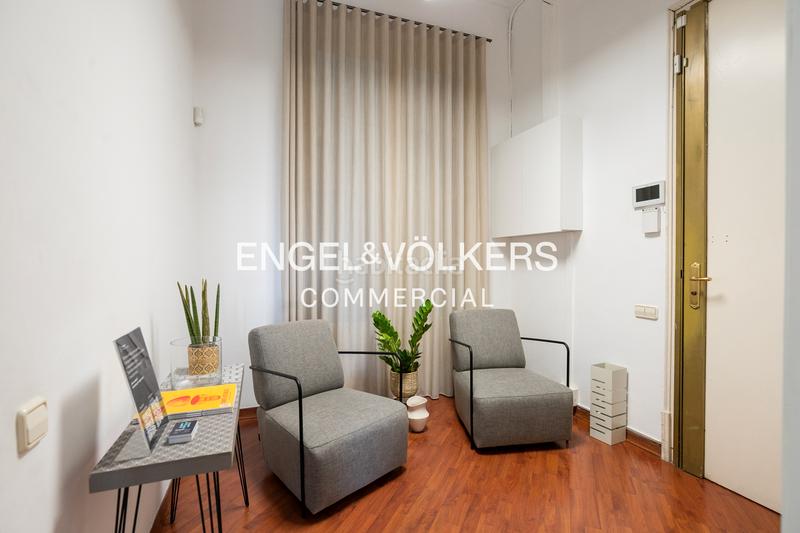 Foto ec72e803-8190-4c63-b720-06005e6a0435. Location bureau avec chauffage dans Dreta de l´Eixample Barcelona