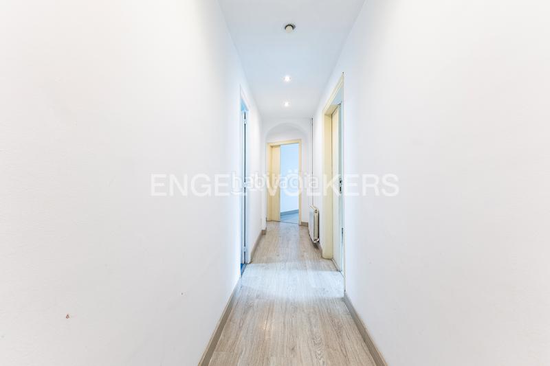 Foto 3d0312cd-5de1-482a-b0b3-6c2b785ca9c0. Location bureau dans Sant Gervasi - Galvany Barcelona