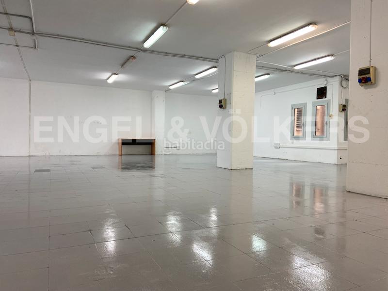 Foto a7d880a5-e505-4e73-b028-28b25823fa65. Location bâtiment à usage industriel dans Centre Hospitalet de Llobregat (L´)