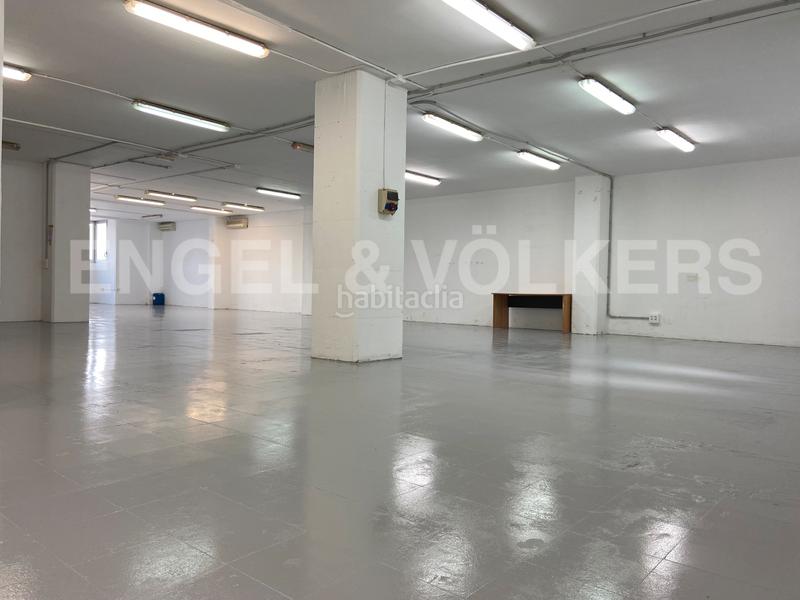 Foto ceb094ba-660d-4f07-ae3a-5593f4d9c548. Location bâtiment à usage industriel dans Centre Hospitalet de Llobregat (L´)