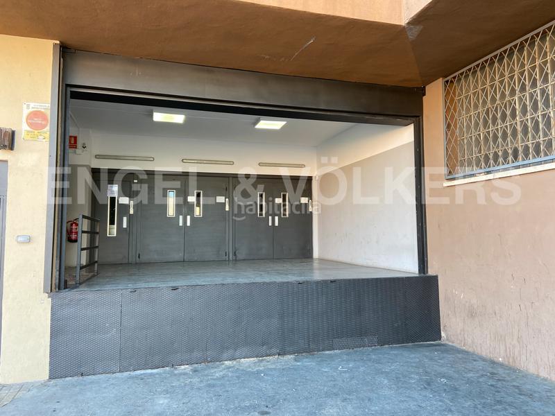 Foto 7d4377d5-8d8a-45b5-97c1-61d7d78a3c85. Rent industrial building in Centre Hospitalet de Llobregat (L´)