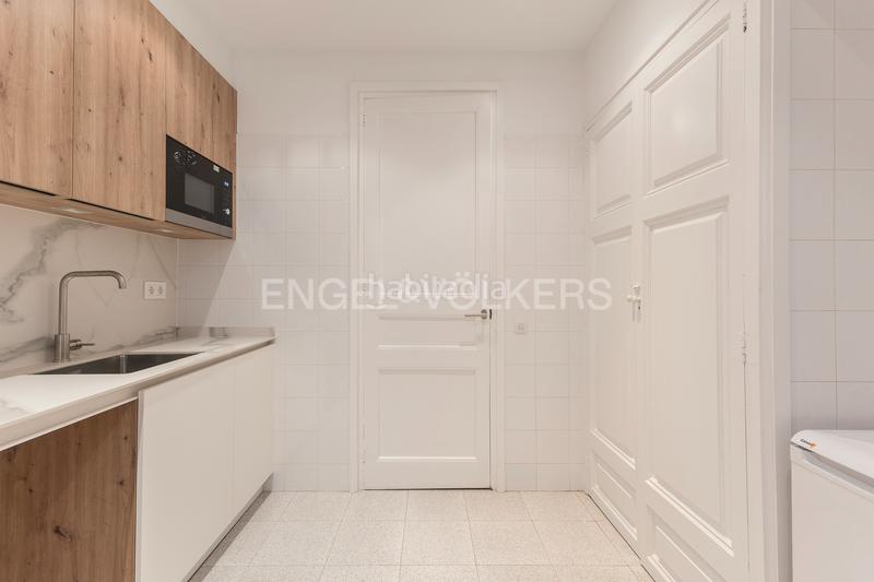 Foto 7f6a5dc8-8811-40ec-b7a2-9a98b89cfd3c. Location bureau dans Sant Gervasi - Bonanova Barcelona