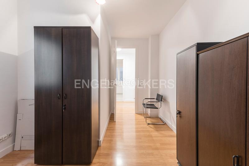 Foto a0ca0cbd-d2e1-49e6-9aa8-b935b245f4dc. Location bureau dans Sant Gervasi - Bonanova Barcelona