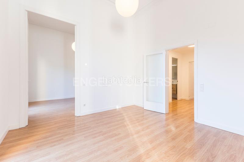 Foto 30a1236c-bfeb-41d8-a53d-3634faaab59c. Miete büro in Sant Gervasi - Bonanova Barcelona