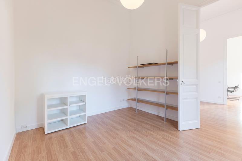 Foto 970148a5-9e17-4d7f-8841-d74e5274bde5. Miete büro in Sant Gervasi - Bonanova Barcelona